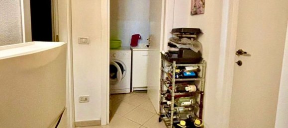 5 bedrooms Apartment in Massa, Italy No. 352592 17