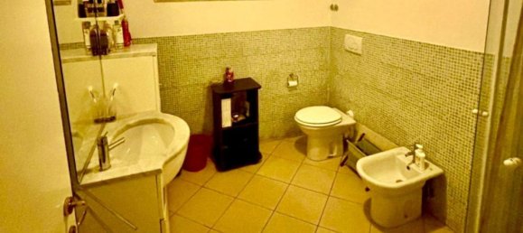 5 bedrooms Apartment in Massa, Italy No. 352592 20