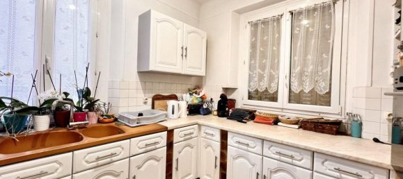 3 bedrooms House in Sainte-Genevieve-des-Bois, France No. 165507 8