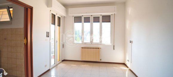 5 rooms House in Novara, Italy No. 297097 38