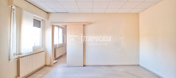 5 rooms House in Novara, Italy No. 297097 17