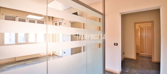 5 rooms House in Novara, Italy No. 297097 31