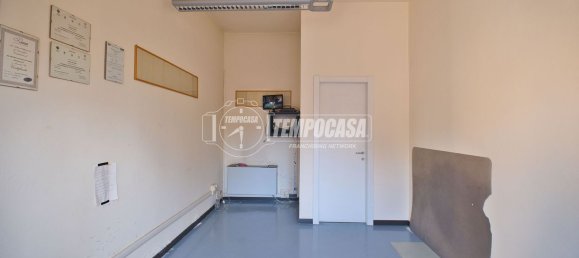 5 rooms House in Novara, Italy No. 297097 50