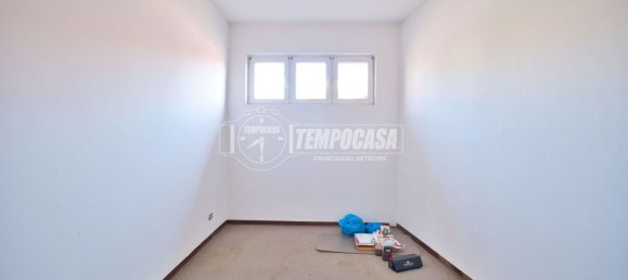 5 rooms House in Novara, Italy No. 297097 33