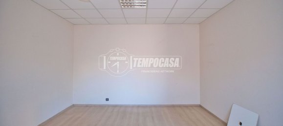 5 rooms House in Novara, Italy No. 297097 20