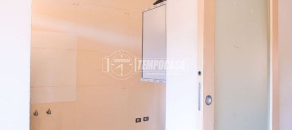 5 rooms House in Novara, Italy No. 297097 28