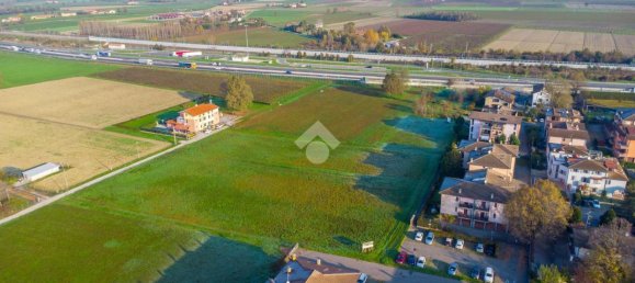 Земельный участок 3123м² в Реджо Эмилия, Италия № 5645 11