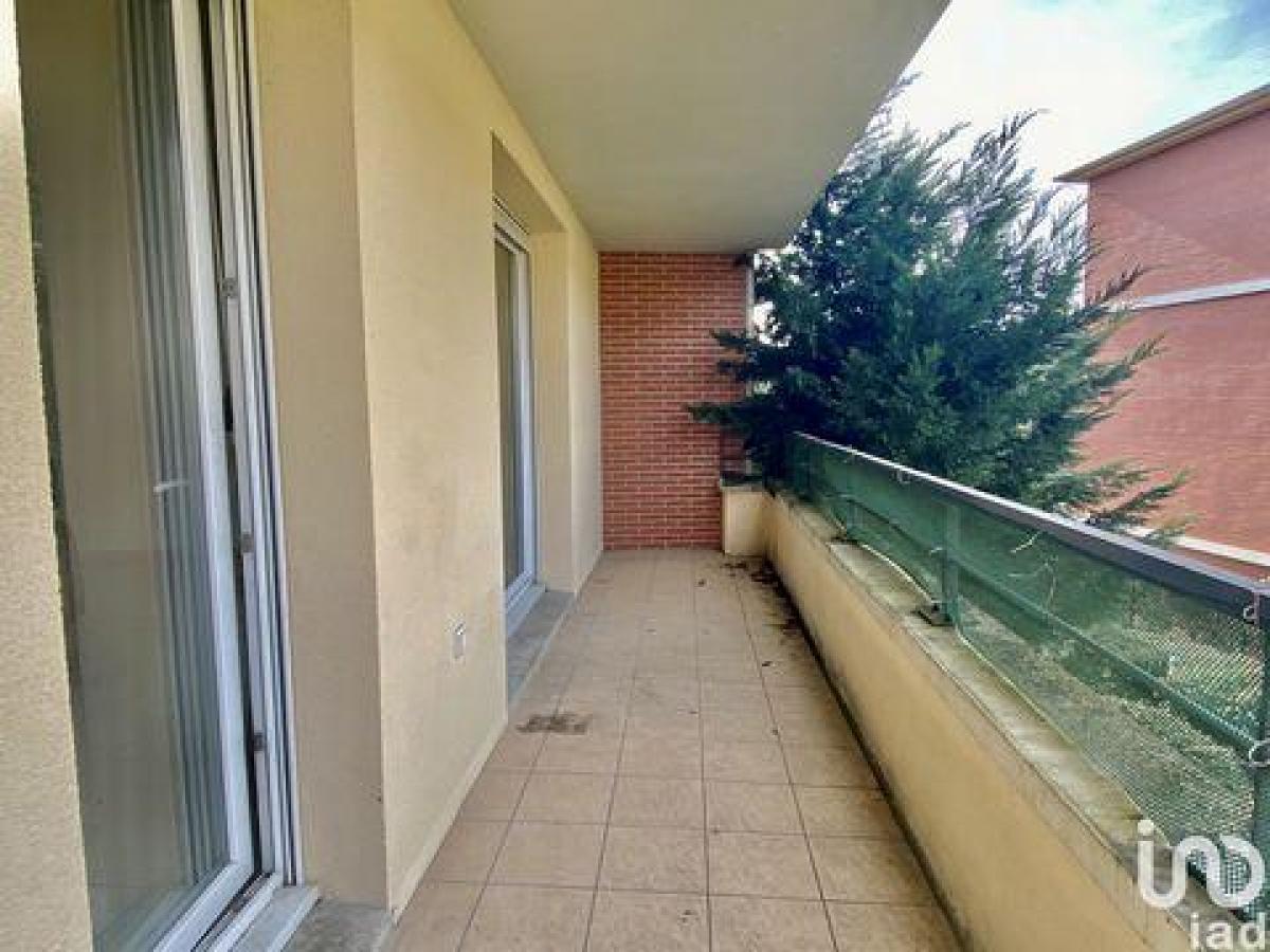 2 bedrooms Condo in Dourdan, France No. 14731