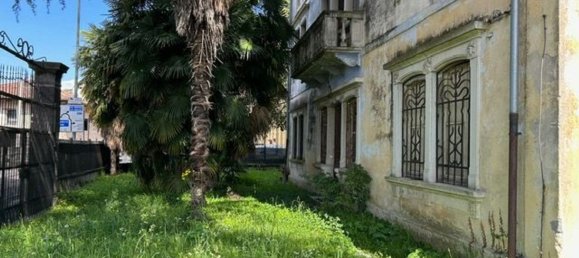 10 Schlafzimmer Villa in Udine, Italy, Nr. 331722 2