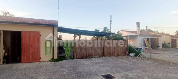 Дом с 2 спальнями в Феррара, Италия № 374204 21