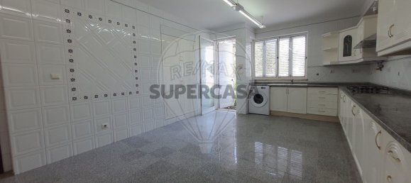 4 Schlafzimmer Haus in Seixal, Portugal, Nr. 286241 5