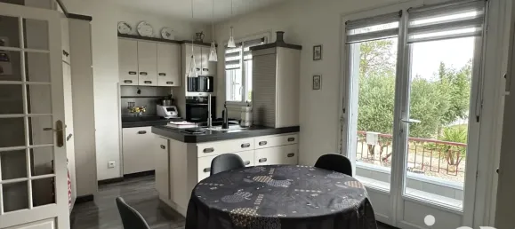 3 bedrooms House in Parthenay, France No. 333774 5