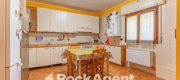 2 bedrooms Apartment in Margherita di Savoia, Italy No. 291257 10