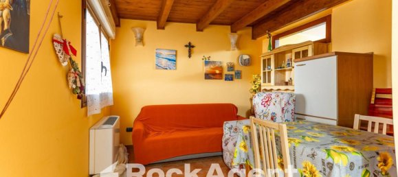 2 bedrooms Apartment in Margherita di Savoia, Italy No. 291257 2