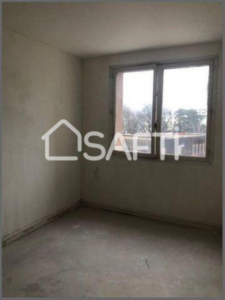 2 Schlafzimmer Wohnung in Fontaine, France, Nr. 37473