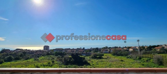 3-salle Appartement à Sant'Agata li Battiati, Italy No. 47529 20