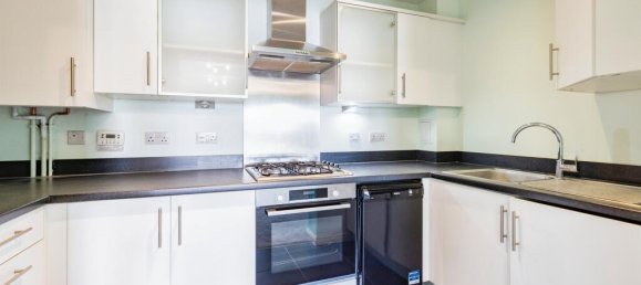 2 Schlafzimmer Wohnung in Watford, United Kingdom, Nr. 6096 3