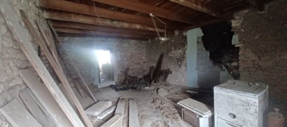 Casa de 2 habitaciónes en Villexavier, France No. 111504 4