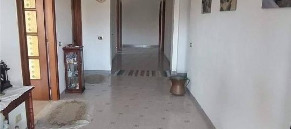 Дом с 14 комнатами в Понтекорво, Италия № 154598 19