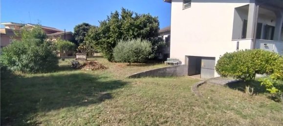 Дом с 14 комнатами в Понтекорво, Италия № 154598 8