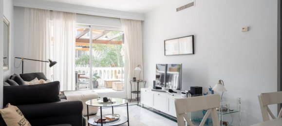 2 bedrooms Penthouse in Marbella, Spain No. 190803 3