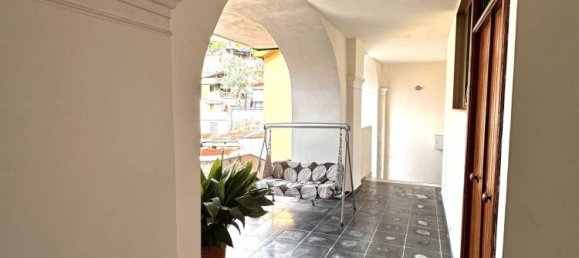 550m² Building in Cava de' Tirreni, Italy No. 15156 3