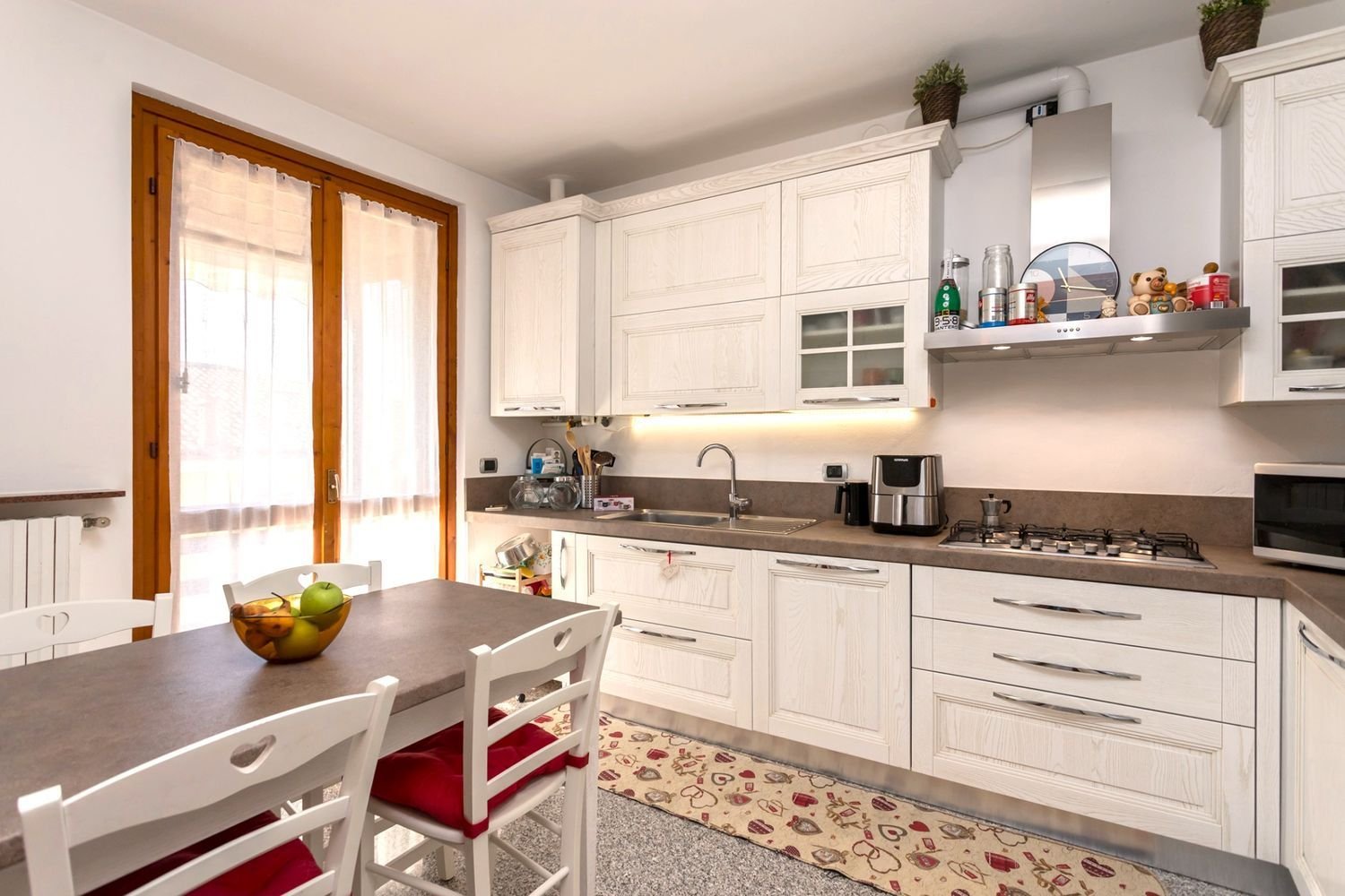 3غرفة شقة في Caprino Bergamasco, Italy رقم 66741