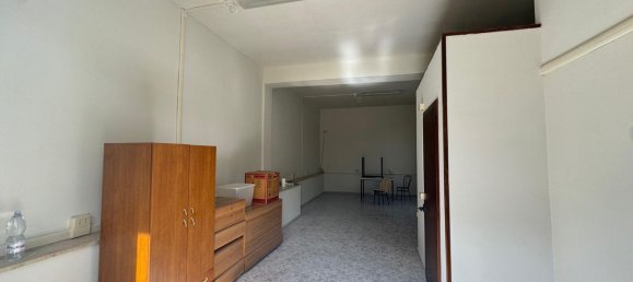 60m² Commercial property in Rome, Italy No. 326389 7