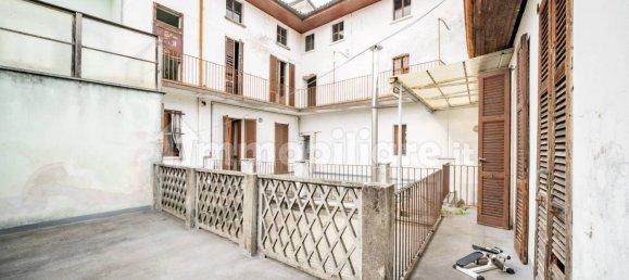 4 غرف نوم منزل في Civate, Italy رقم 108807 35