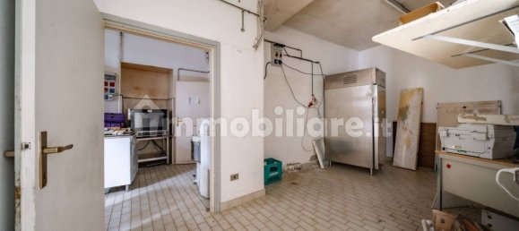 4 غرف نوم منزل في Civate, Italy رقم 108807 30