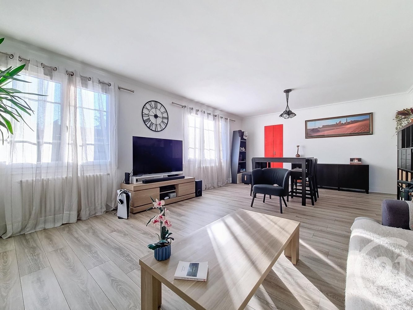 2 Schlafzimmer Doppelhaus in Chennevieres-sur-Marne, France, Nr. 134392