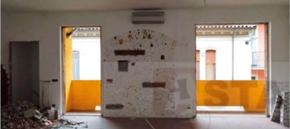 Apartamento de 5 habitaciónes en Voghera, Italy No. 95464 8