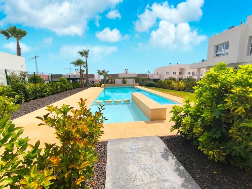 2 bedrooms Penthouse in Algorfa, Spain No. 183741