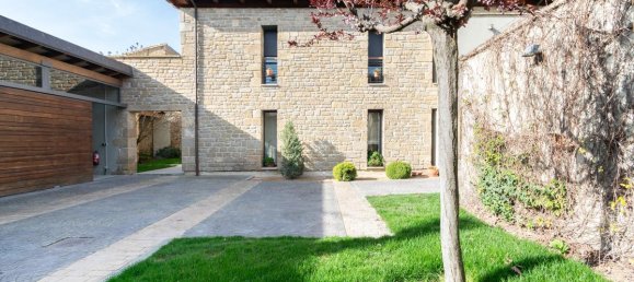 Moradia em banda T3 em Chartered Community of Navarre, Spain N.º 85134 5