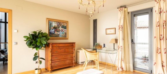 Moradia em banda T3 em Chartered Community of Navarre, Spain N.º 85134 42