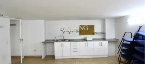 Gewerbliche Immobilie in Palma de Majorca, Spain 330m², Nr. 170064 6