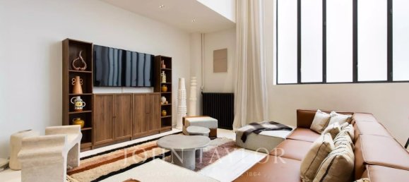 4 bedrooms Apartment in Paris, France No. 347984 3