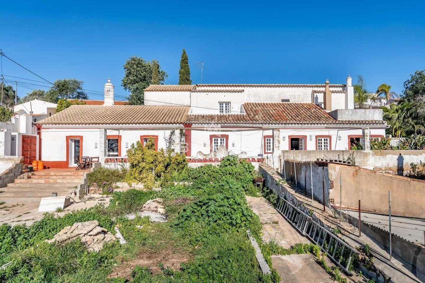 Casa de 8 dormitorios en Sao Bartolomeu de Messines, Portugal No. 208066
