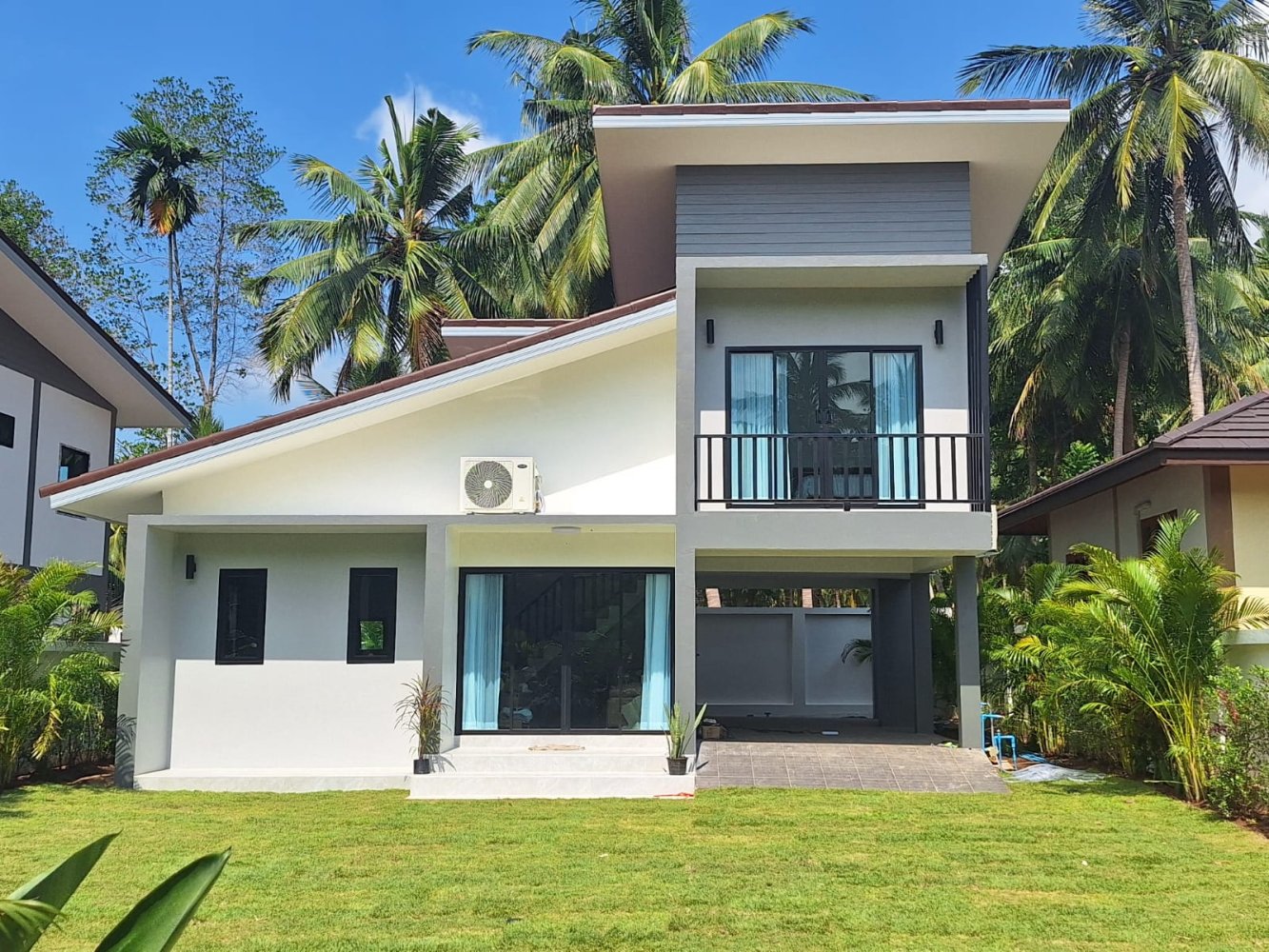4 bedrooms Villa in Koh Pha Ngan, Thailand No. 25379