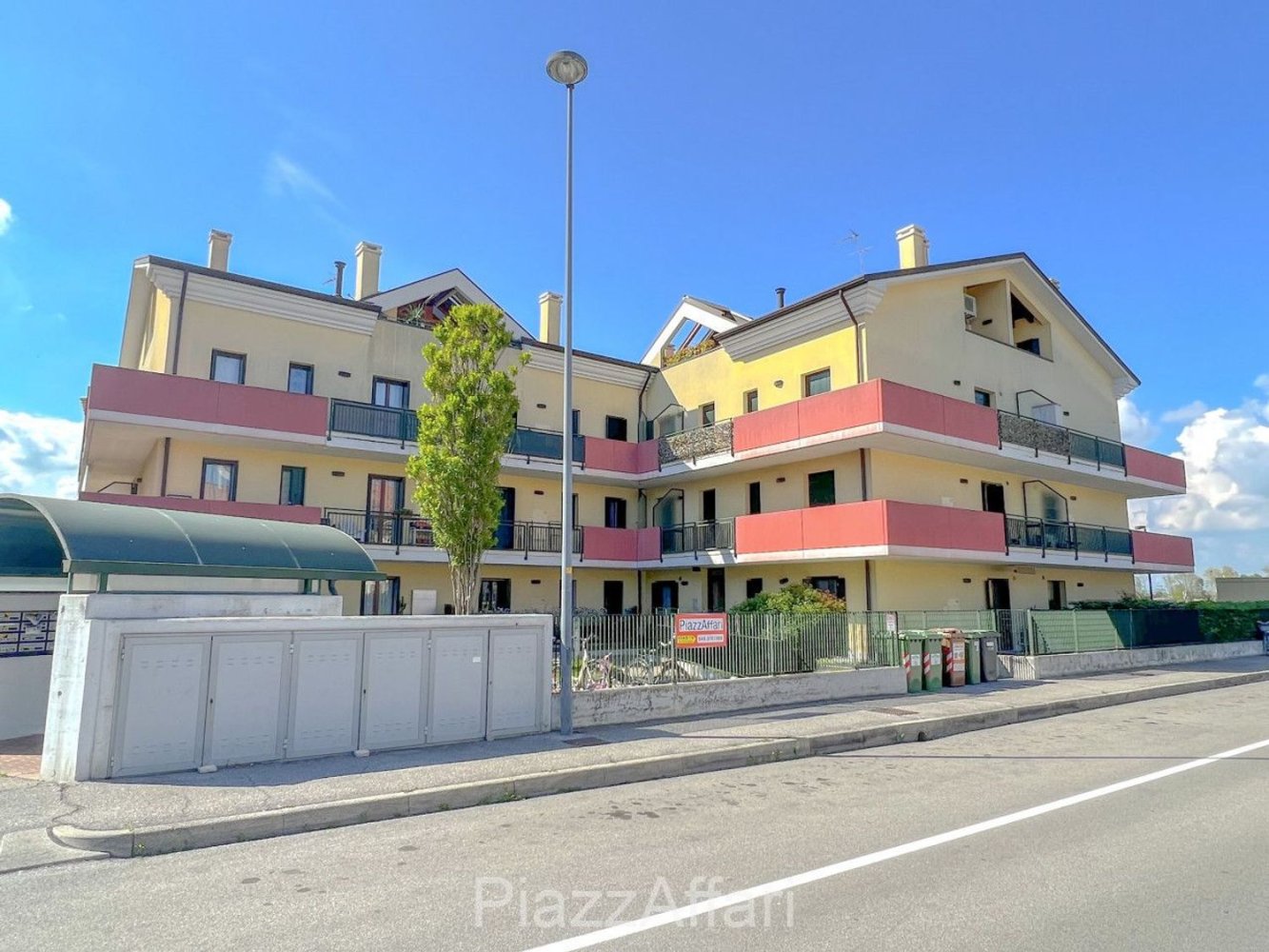 3 bedrooms Apartment in Piove di Sacco, Italy No. 343161