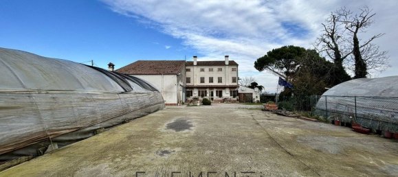 4 bedrooms Villa in Villa Bartolomea, Italy No. 154282 20