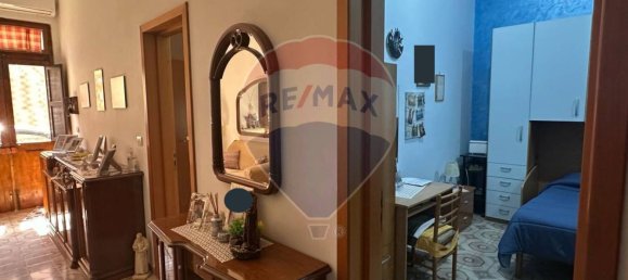 2 bedrooms House in Pachino, Italy No. 19400 5