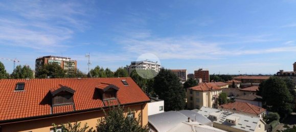 1 chambre Appartement à Rho, Italy No. 378538 12