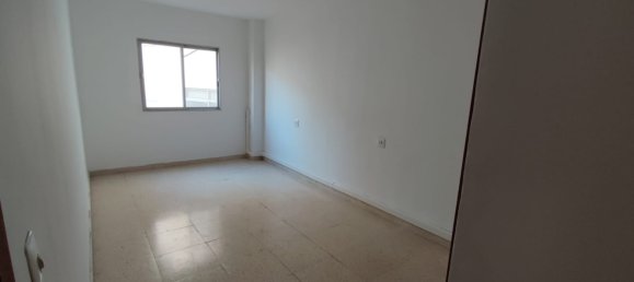 4 rooms Apartment in Palma de Majorca, Spain No. 981 2