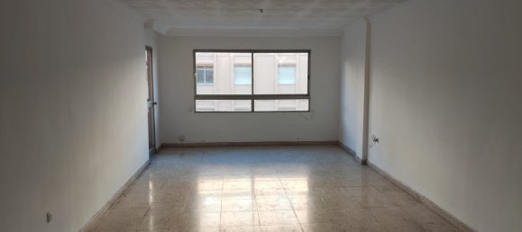 4 rooms Apartment in Palma de Majorca, Spain No. 981 25