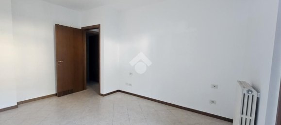 2-salle Appartement à Induno Olona, Italy No. 61163 11
