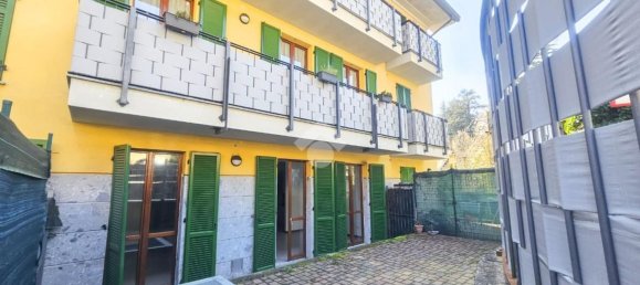 2-salle Appartement à Induno Olona, Italy No. 61163 12