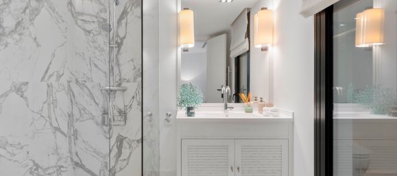 Villa de 7 dormitorios en Marbella, Spain No. 93181 12