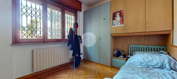 Apartamento de 4 dormitorios en Seregno, Italy No. 378453 43