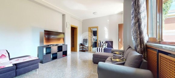 Apartamento de 4 dormitorios en Seregno, Italy No. 378453 21